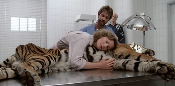 manhunter-1986-movie-review-tom-noonan-joan-allen-tiger-scene-reba-mcclane-francis-dollarhyde-001